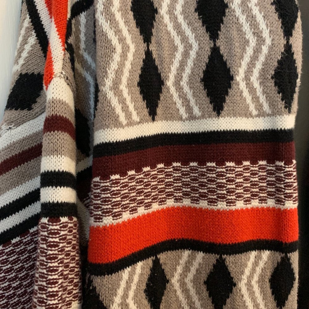 Geo Patterned Cocoon Cardigan - Picture 8 of 11